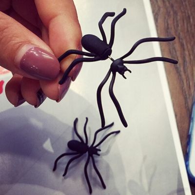 3D Spinne Ohrstecker Ohrringe in Schwarz - 1