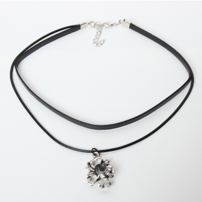 Choker Kropfband mit Biene auf Strass Blumen Anhänger - 1