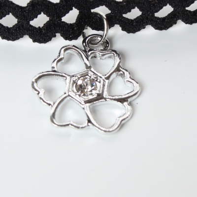 Gothic Choker Kropfband mit Straß Love Anhänger - 1