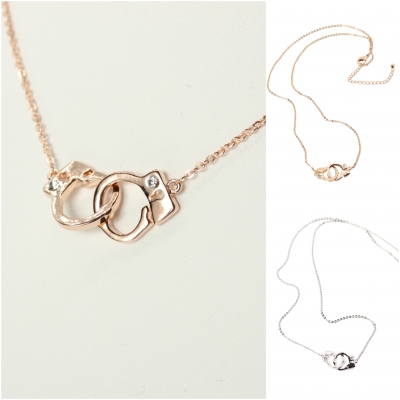 Halskette mit Strass Handschellen Anhänger Silber - 1