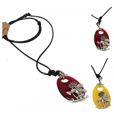 Bernstein Style Halskette mit Blumen Anhänger Handarbeit Vintage