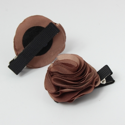 Rosen Haarklammer Blüten in der Farbe Braun - 3