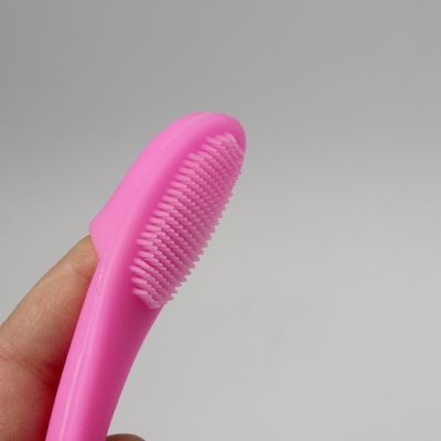 Silikon Gesichtsreiniger Mitesser Entferner Poren Bürste für Finger dunkel Rosa - 2