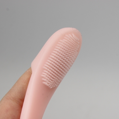 Silikon Gesichtsreiniger Mitesser Entferner Poren Bürste für Finger Rosa - 2