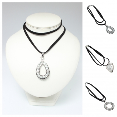 Gothic Choker Kropfband mit Straß Anhänger