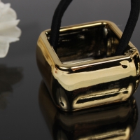 Haarring Quadratisch in der Farbe Gold