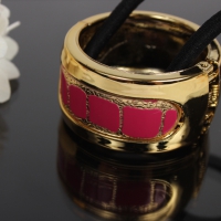 Haarring in der Farbe Pink