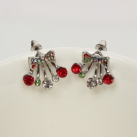 Schöne Schleifen Ohrringe in der Farbe Silber Bunt