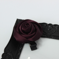 Rosen Haarklammer Blüten in der Farbe Lila